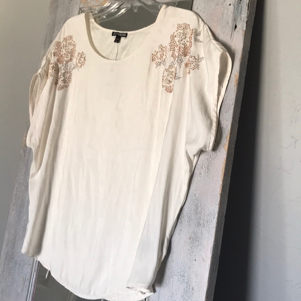 Express silk blouse with flower detail